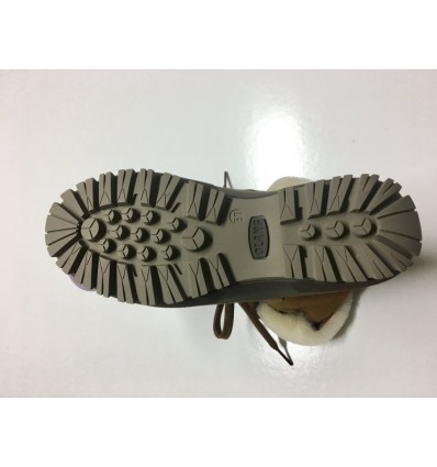 Bota olang apreski Sra pelito