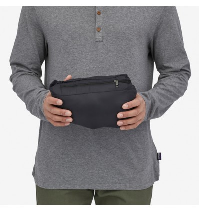 PLUMÍFERO NEGRO SWEATER HOODY PATAGONIA HOMBRE