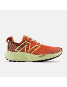 ZAPATILLA TRAIL NEW BALANCE FUELCELL VENYM