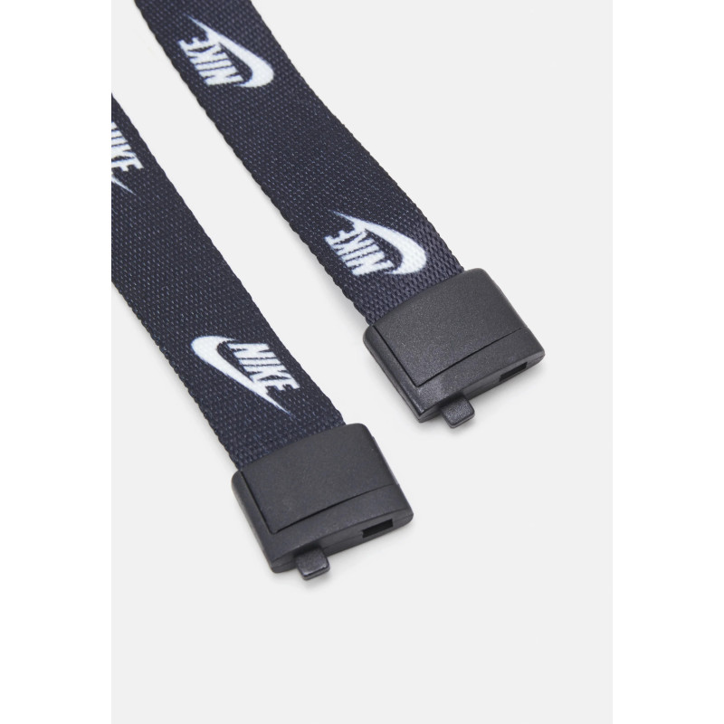 CUELGA LLAVES NIKE CLUB NGR