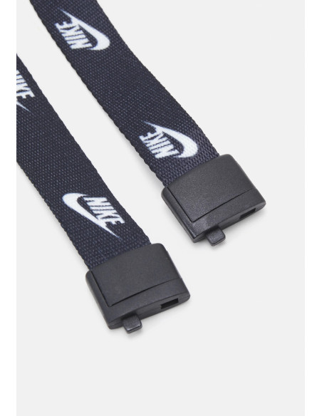 CUELGA LLAVES NIKE CLUB NGR