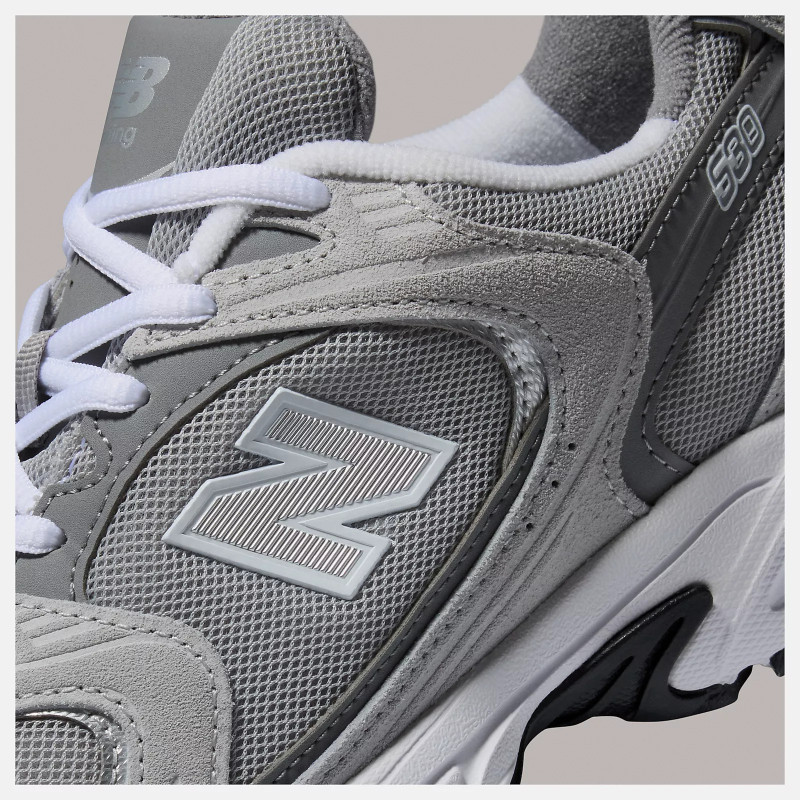 ZAP.RETRO RUNNING NEW BALANCE 530 GRIS