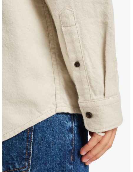 CAMISA HOMBRE FRANELA TEJIDO AGRADABLE COLOR CRUDO MARCA QUIKSILVER