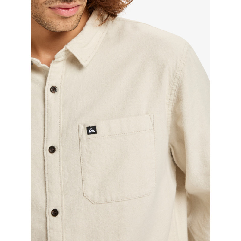 CAMISA HOMBRE FRANELA TEJIDO AGRADABLE COLOR CRUDO MARCA QUIKSILVER