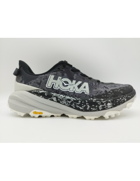 ZAPATILLA TRAIL HOKA SPEEDGOAT 6 NGR/GRIS