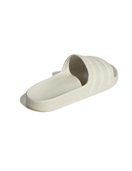 ADILETTE AQUA